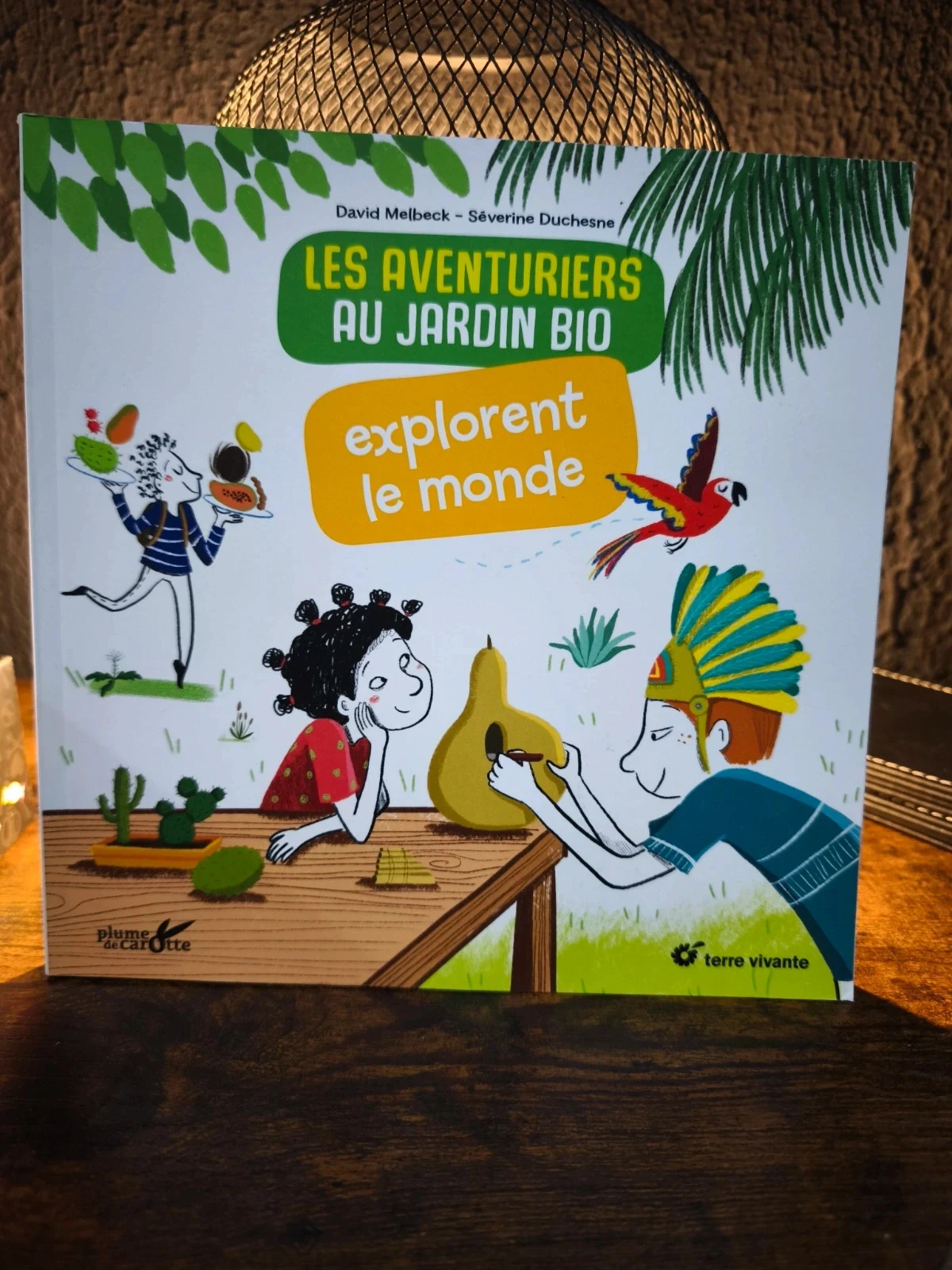 Les aventuriers au jardin bio. Explorent le monde